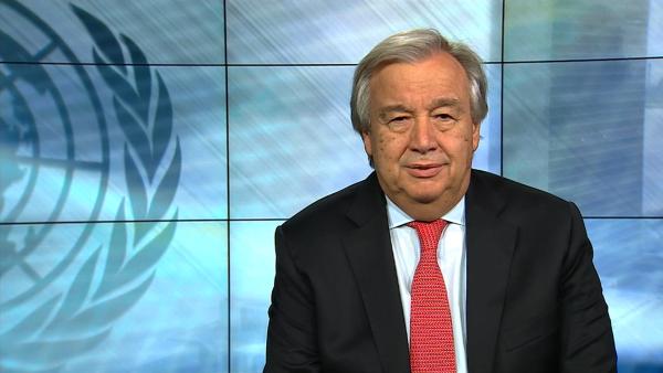 联合国秘书长新年致辞，七种语言说谢谢