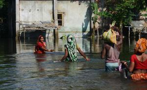 南亚多国遭遇特大洪水：逾800人死亡，2400万人受灾