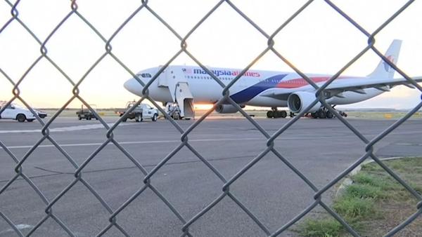 马航客机故障备降澳大利亚，无人伤亡
