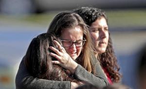 美国佛罗里达州一高中发生枪案17人死亡，嫌疑人曾就读该校