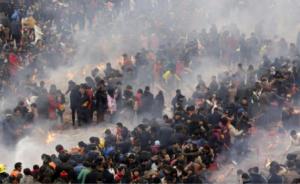 直播录像丨放鞭炮、财神到，近十万游客在武汉归元寺烧香祈福