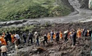 青海玛沁凌晨发生山体滑坡9人被埋：已搜出5人其中3人遇难