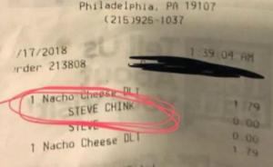 美亚裔学生快餐店用餐被标“中国佬”，对方回应竟称便于区分