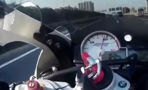 宝马“超摩”高速上时速299公里，南京交警：正据视频调查