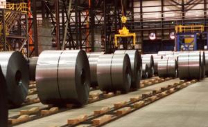 特朗普警告要在贸易上施压，即将宣布钢铝进口全球性征税