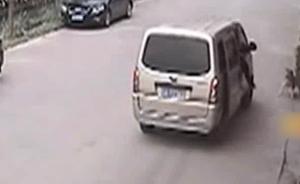 偷狗賊遇攔截,駕摩托車撞傷輔警