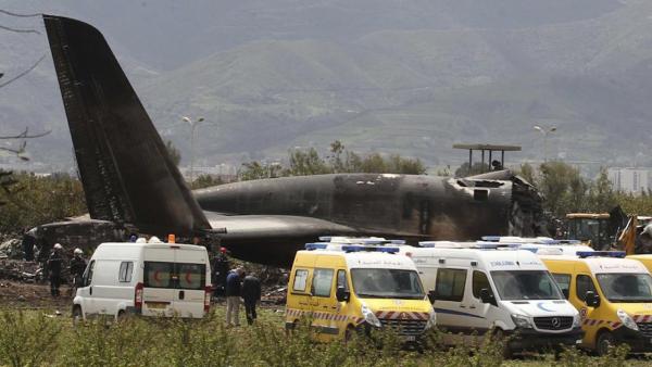 阿尔及利亚军机坠毁现场：已致257死