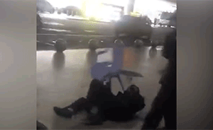 福州长乐机场内保安与保安队长互殴