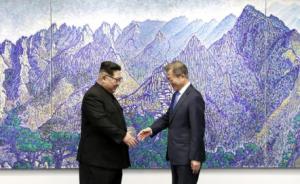 朝韩首脑会晤｜金正恩与文在寅共赏的半岛风光画作有何深意