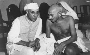 七十年后再回首，甘地的“非暴力不合作”运动成效几何