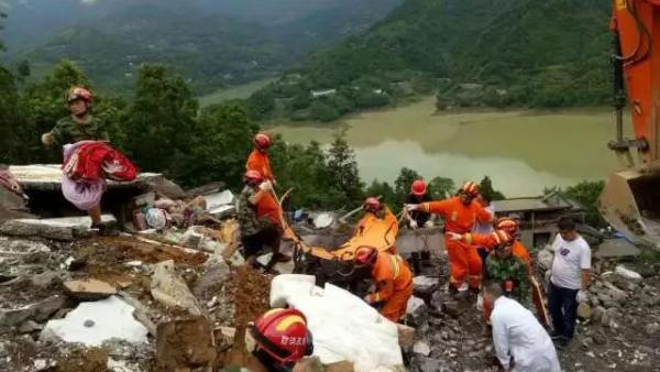 重庆武隆滑坡致5死，专家提醒预防自救