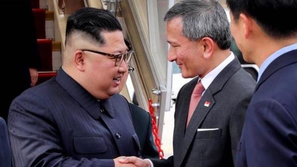 朝鲜最高领导人金正恩抵达新加坡