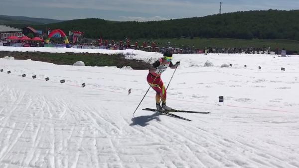 酷夏玩雪：国际雪联越野滑雪内蒙古开赛