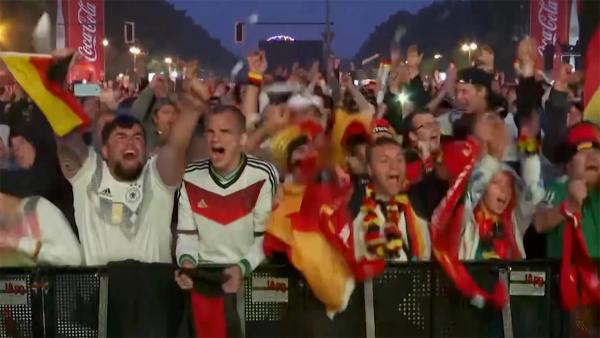 绝杀一刻，德国球迷是怎样的表情