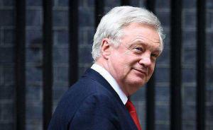 英国脱欧大臣戴维斯辞职，因脱欧议题与特蕾莎·梅政府有分歧