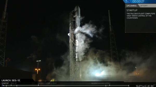 SpaceX升级：首个混搭型猎鹰9号发射