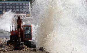 浙江沿海受“玛莉亚”影响出现大风暴雨，已转移35.8万人