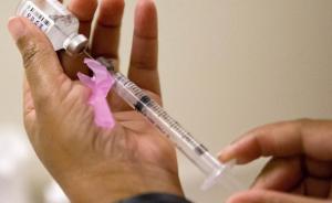 华人研究人员开发出新候选艾滋病疫苗，明年进入人体临床试验
