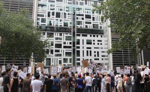 伦敦唐人街罢市5小时，抗议英国移民局“粗暴执法”