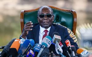 津巴布韦大选在即：前总统穆加贝挺反对派，拒支持前盟友连任