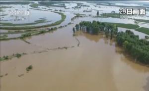 黑龙江持续强降雨引发洪水内涝，6座林场的2千多人通行受阻